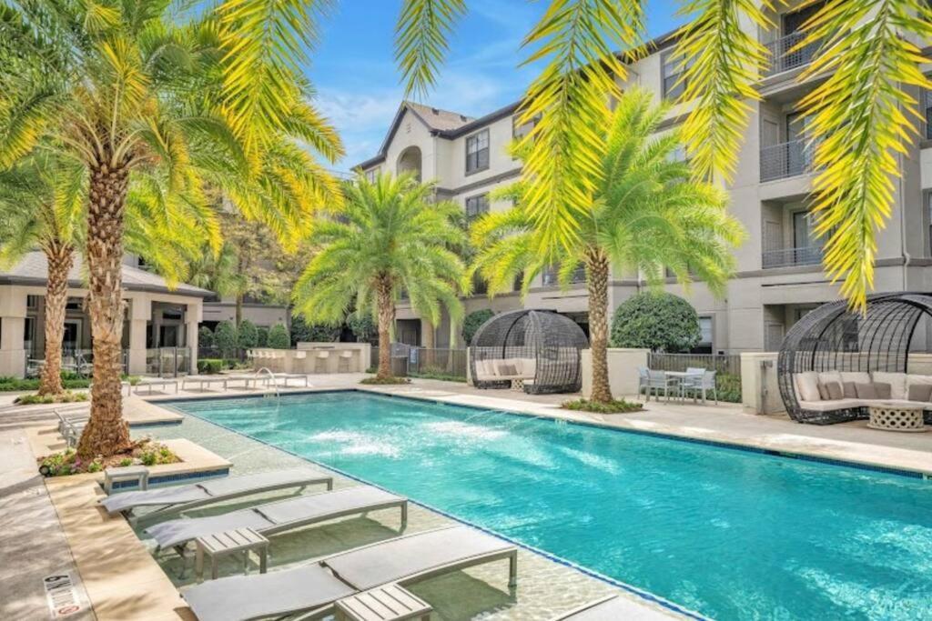 Your Warm Spacious Unit With Pool - Medical Center Houston Exterior photo